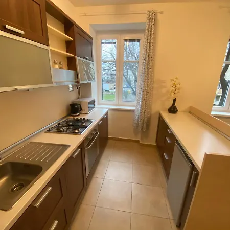 Comfortable Flat In Old Town For 6 Guests Lägenhet *