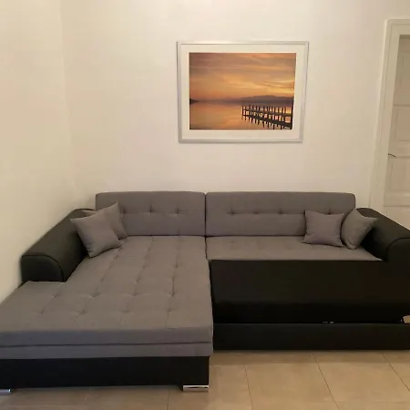 Comfortable Flat In Old Town For 6 Guests Apartamento *